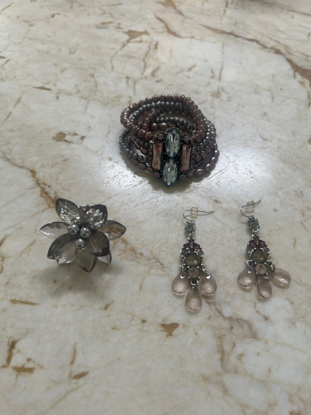 Beaded Stretch Jewelry Set with Pale Pink and Gray Accents